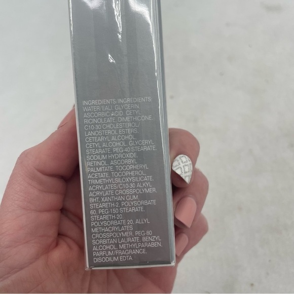 AVON ANEW CLINICAL Line Eraser w/Retinol Targeted Treatment cream 0.67 fl oz NEW - Picture 5 of 5